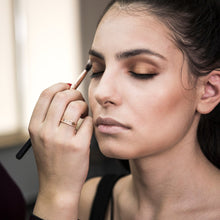 Premium 18-Color Shimmer Eyeshadow Palette (12 GM / 1 Pc)